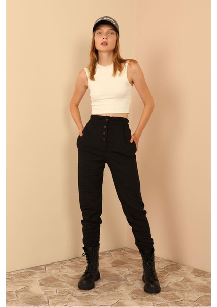 Kapitone Kumaş Bilek Boy Tam Kalıp Çıtçıt Detaylı Kadın Pantolon-Siyah