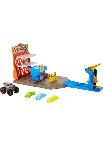 Monster Trucks Patlama Istasyonu Oyun Seti HFB12 modelleri