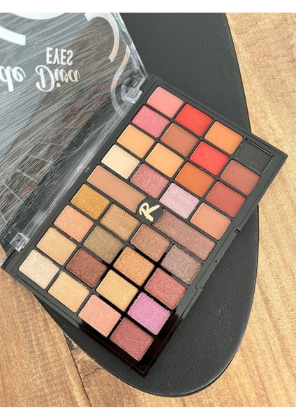 Roesıa Rose Cosmetics Rose 34'lü Diva Model Göz Far Paleti fiyatları