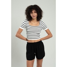 sifu tekstil Kadın Beyaz Renkli Siyah Çizğili Kare Yaka Kısa Kollu Spor Triko Crop Top Badi SFYZ1005