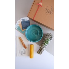 Kyphi Natural Voda Tütsülük ve Enerji Başlangıç Seti : Palo Santo Ağaç Tütsü, Adaçayı Tütsü Demeti, Balmumu Mum