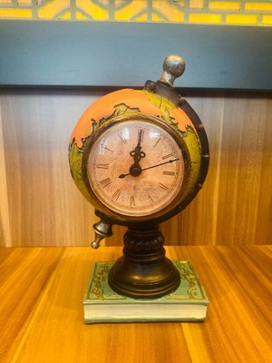 MYK Hediye ve Sanat Atölyesi Dekoratif Antik Dünya Küre Masa Saati Nostalji Masaüstü