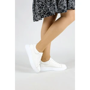 Hakiki  Deri  Kadın Sneaker Beyaz