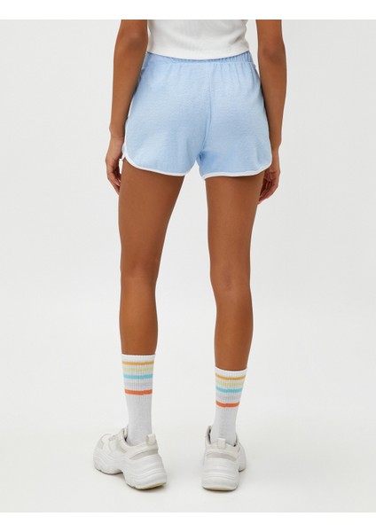 Mini Şort Şerit Detaylı Beli Bağcıklı fırsatları