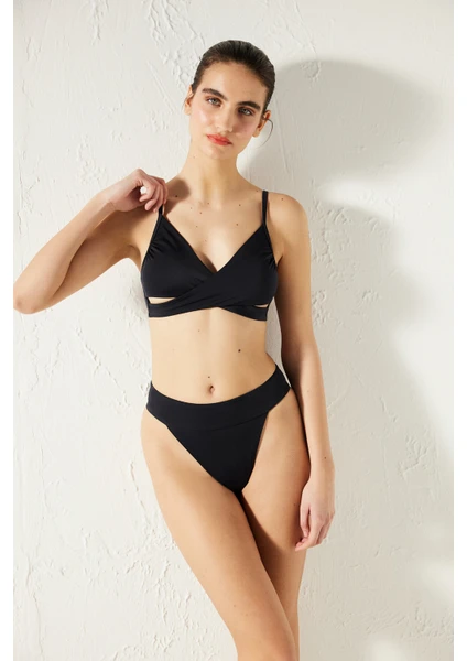 Basic Wrappy Siyah Bikini Üstü