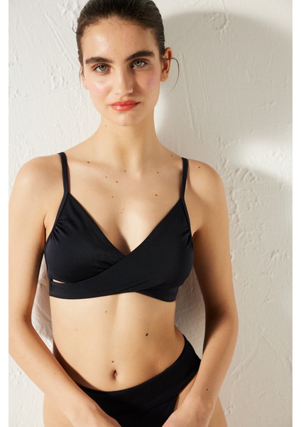 Basic Wrappy Siyah Bikini Üstü