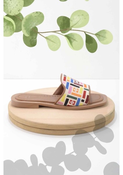 Kadın Terlik Günlük Kullanım İçin Rahat Tekstil Malzeme Bej Çok Renkli Tasarım