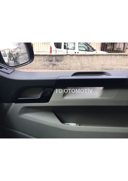 FD Otomotiv Volkswagen Transporter T7 ( Parlak Siyah Set ) Torpido Konsol Maun Kaplama