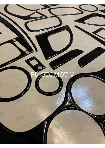 FD Otomotiv Hyundaı Era Parlak Siyah Konsol Maun Kaplama ( Piano Black ) modelleri