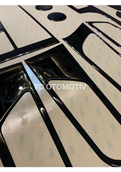 FD Otomotiv Hyundaı Tucson 2015 / 2020 Parlak Siyah Piano Black Torpido Konsol Maun Kaplama