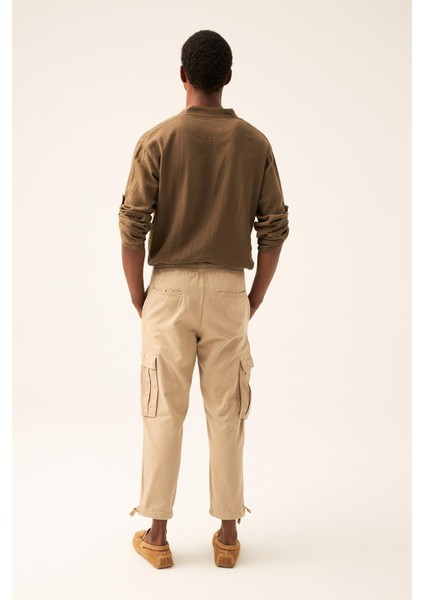 Unisex Bej Outdoor Wild Collection Oversize Paçası Daralabilen Ip Detaylı Kargo Pantolon modelleri