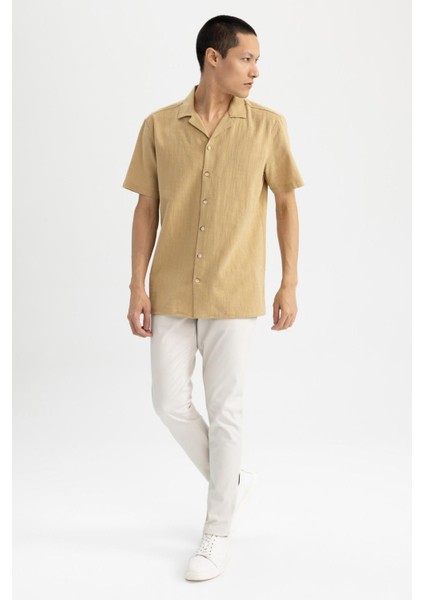 Modern Fit Apaş Yaka Kısa Kollu %100 Pamuk Gömlek Z5189AZ23SM
