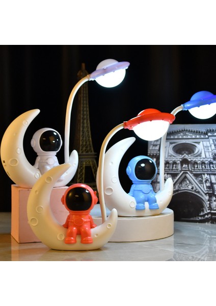Ay Üstünde Astronot Lamba