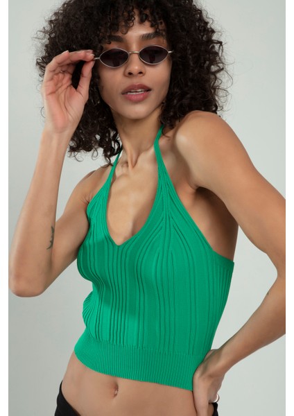 Kadın Benetton Yeşil Renkli Boyundan Bağlamalı Fitilli Spor Triko Büstiyer Atlet Crop Top SFYZ1009