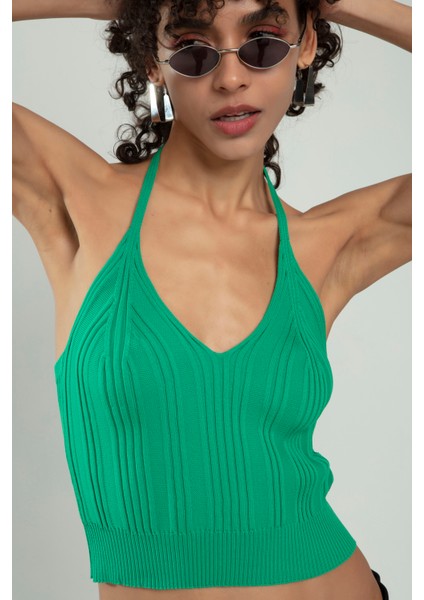Kadın Benetton Yeşil Renkli Boyundan Bağlamalı Fitilli Spor Triko Büstiyer Atlet Crop Top SFYZ1009