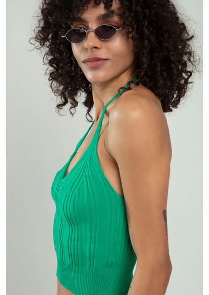 Kadın Benetton Yeşil Renkli Boyundan Bağlamalı Fitilli Spor Triko Büstiyer Atlet Crop Top SFYZ1009