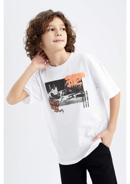 Erkek Çocuk Oversize Fit Bisiklet Yaka Baskılı Kısa Kollu Tişört Z6356A623SM fırsatları