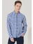 Erkek Beyaz-Lacivert Slim Fit Dar Kesim Düğmeli Yaka Kareli Gömlek 1
