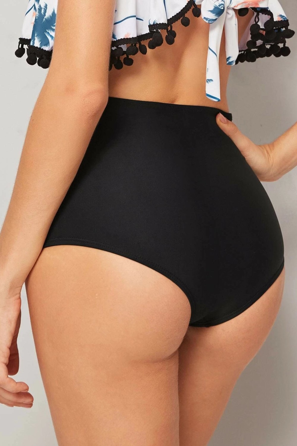 Angelsin Siyah Önden Büzgülü Yüksek Bel Bikini Altı 80% Polyamid %20 Likra ile Şık Tasarım görsel 2