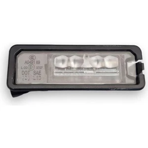 Vw Passat B8.5 2020-2023 Arka Plaka Aydınlatma Lambası LED 1K8943021D