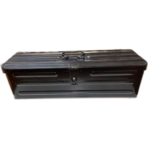 Şahin Ticaret Traktör Takım Sandığı (Siyah)