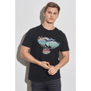 Regular Fit Normal Kesim %100 Pamuk Bisiklet Yaka Açık Pembe Tişört