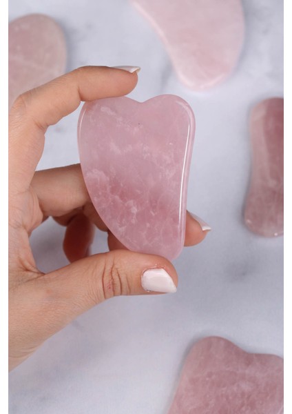 Pembe Kuvars Doğal Taş Face Roller & Mini Kalp Gua Sha İkili Yüz Masaj Seti modelleri