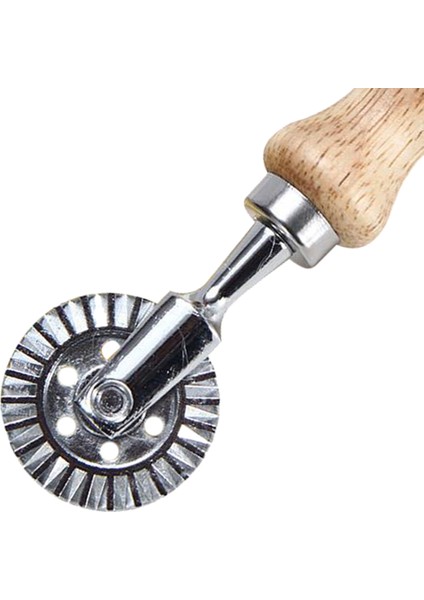 Çelik Ravioli Kesici Makarna Ahşap Tutar (Yurt Dışından)