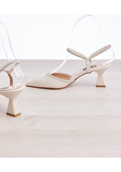 Taş Aksesuarlı Kadın Abiye Ayakkabı modelleri