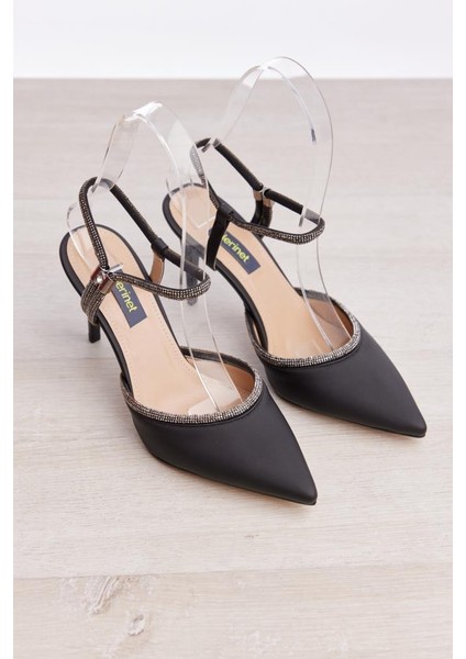 Ince Topuk Taş Aksesuarlı Kadın Abiye Ayakkabı modelleri