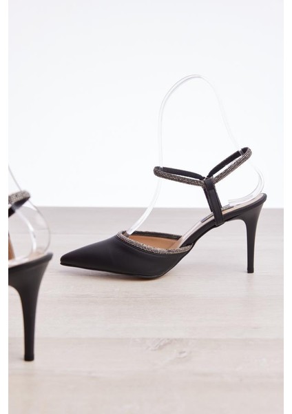 Ince Topuk Taş Aksesuarlı Kadın Abiye Ayakkabı fırsatları