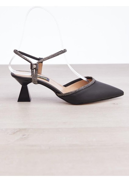 Taş Aksesuarlı Kadın Abiye Ayakkabı