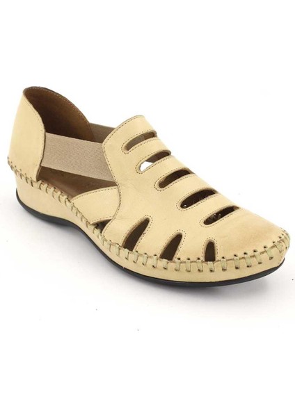 18791395 Kadın Deri Lastikli Comfort Delikli Sandalet