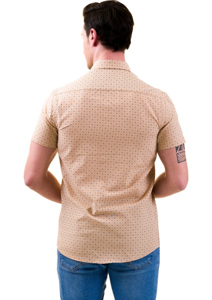 Hardal Sarısı Üzeri Siyah Desen Baskılı Slim Fit Kısa Kollu Pamuk Gömlek fırsatları