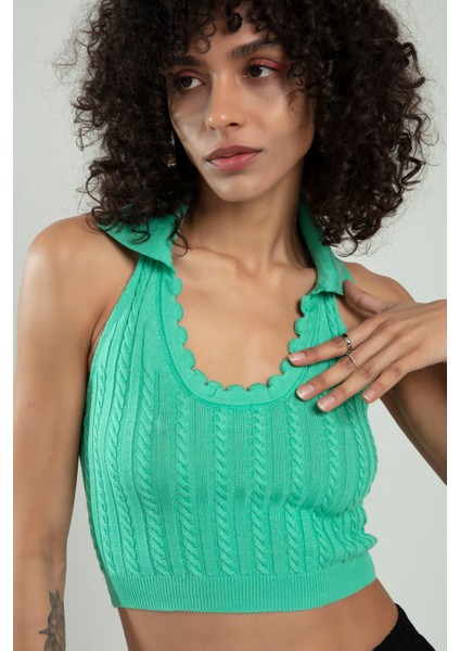 Polo Yaka Fıstık Yeşil Renkli Kadın Saç Örgülü Yuvarlak Açmalı Spor Triko Bluz Atlet Crop Top SFYZ1010