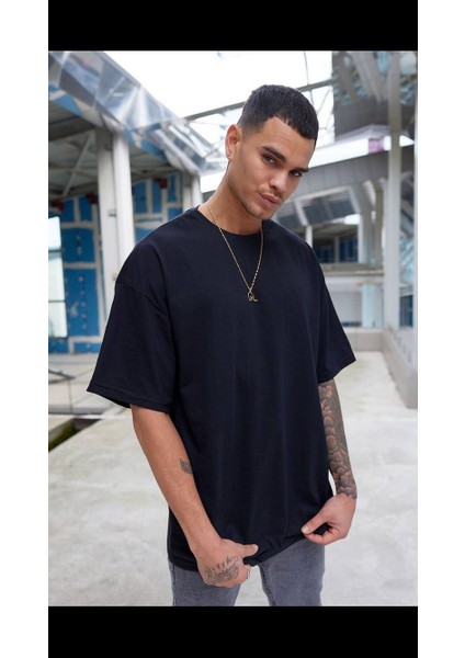 Yeni Sezon Oversize Rahat Kalıp Düz Renk Sade T-Shirt Unisex Erkek Kadın Yazlık Tişört