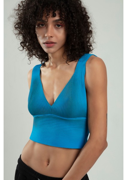 Mavi Renkli Kadın Özel Sprey Boyamalı V Yakalı Spor Triko Atlet Büstiyer Crop Top Bluz SFYZ1013 modelleri