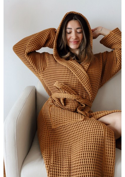 Waffle Yetişkin Bornoz Yumuşak Pike Kumaş Kapşonlu Karamel