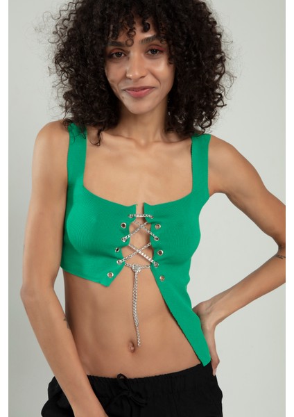 Yeşil Renkli Kadın Spor Omuzdan Zincirli, Kuş Gözü Zincir Bağlamalı Triko Atlet Büstiyer Crop Top fiyatları