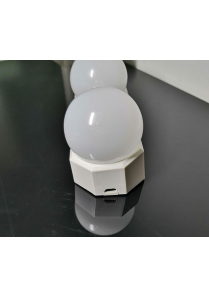 YY Store LED Ayna Ön Makyaj Işığı Banyo Dresser Dolgu Işığı Makyaj Işığı Taşınabilir Şarj Edilebilir Makyaj Aynası Işığı Vantuz Işığı Ayna Işığı (Yurt Dışından) indirimleri