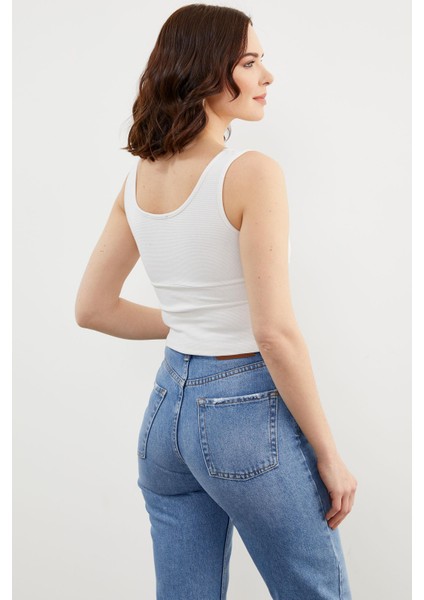 Askılı Düğme Detaylı Ribana Crop Tişört - Beyaz fırsatları