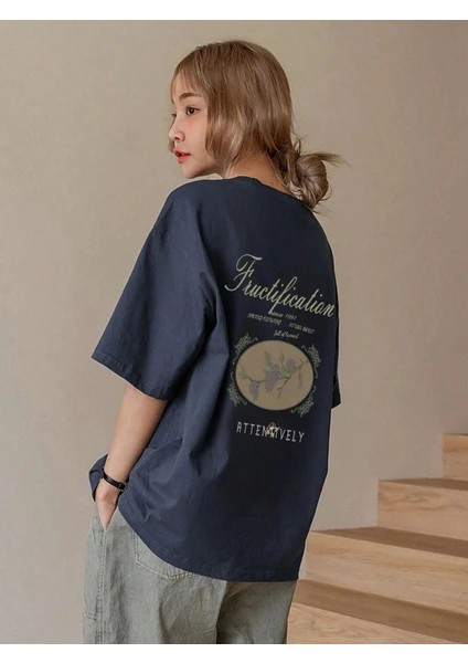 Kadın Lacivert Fructification Baskılı Oversize T-Shirt