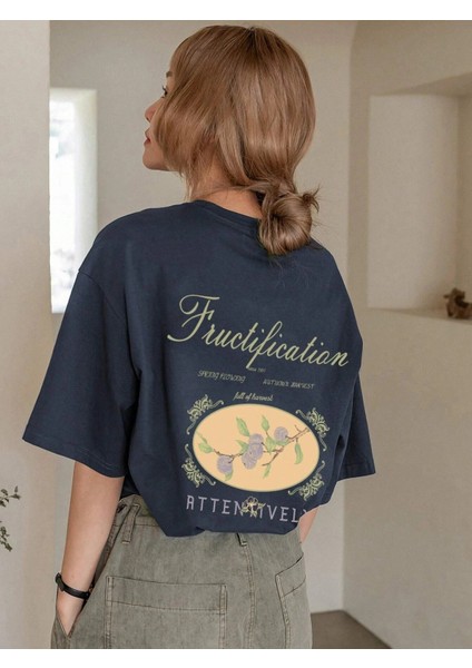 Kadın Lacivert Fructification Baskılı Oversize T-Shirt