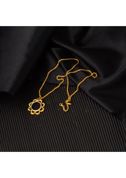 Çiçekli Yarım Altın Çerçeveli 14 Ayar Kolye modelleri