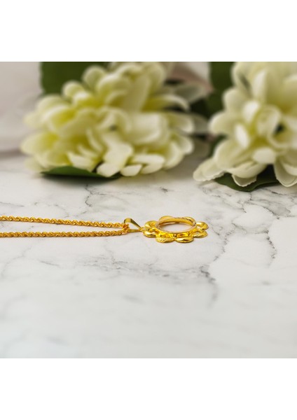 Çiçekli Yarım Altın Çerçeveli 14 Ayar Kolye indirimleri