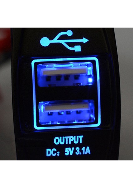 Araç Şarj Cihazı - Siyah / Kırmızı (Yurt Dışından) fırsatları