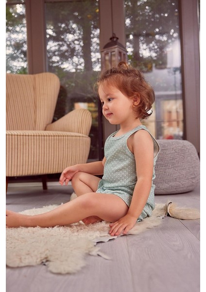 Kız Çocuk Puantiyeli Pijama Takımı
