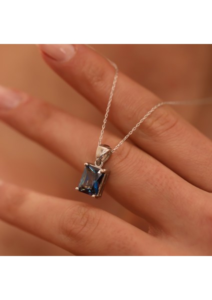 925 Ayar Gümüş Mavi Mistik Baget Taşlı Kolye modelleri
