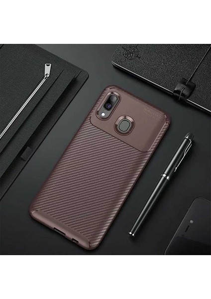 Samsung Galaxy A30 Kılıf Karbon Silikon Case Kahverengi