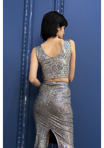 Hologram Sırt Dekolteli Crop Üst modelleri